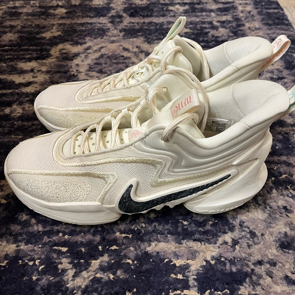 Nike Cosmic Unity 2 men’s size 10